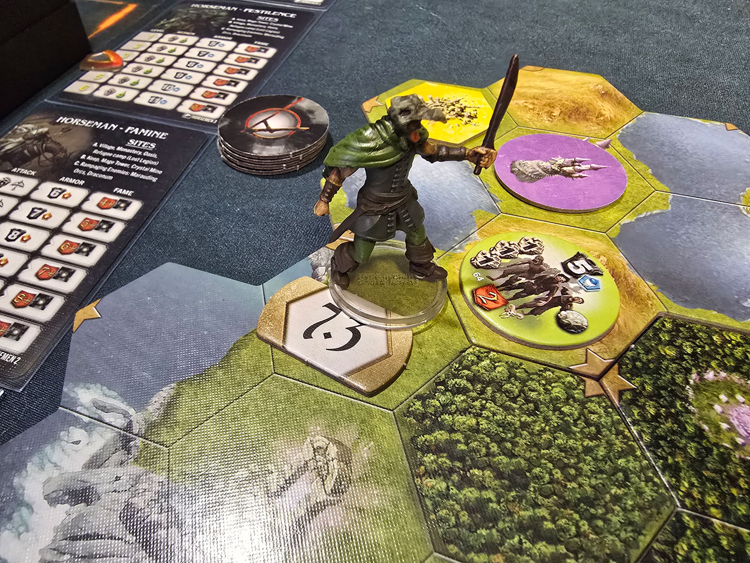 Mage Knight: The Apocalypse Dragon Gameplay
