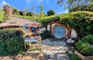 An Unexpected Pairing: Chaosium Con and Gaming at The Green Dragon Inn Hobbiton